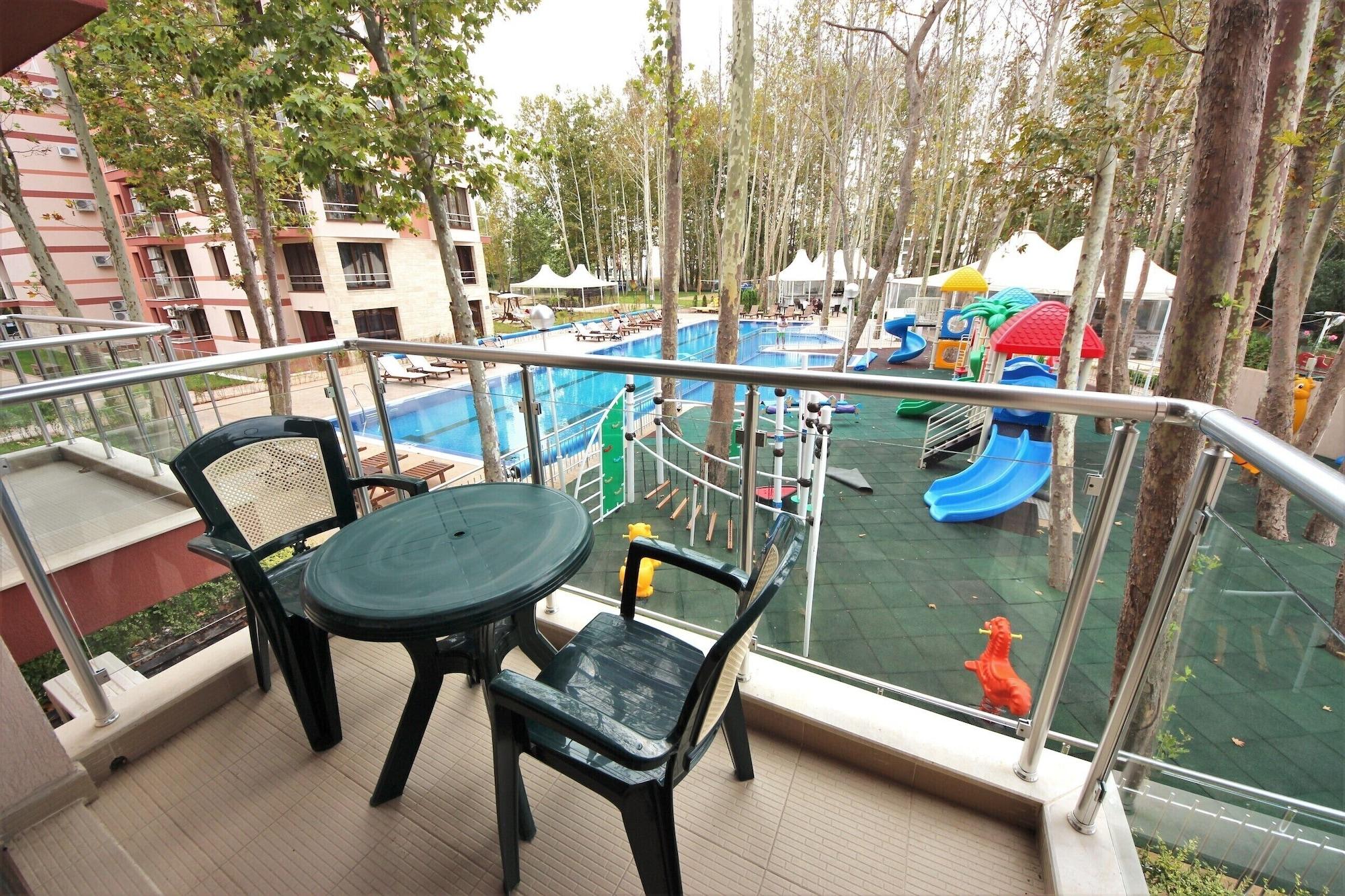 Menada Tarsis Apartments Sunny Beach Exterior foto