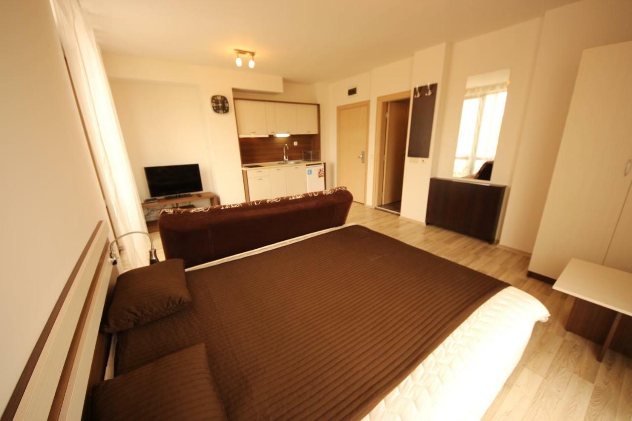 Menada Tarsis Apartments Sunny Beach Habitación foto